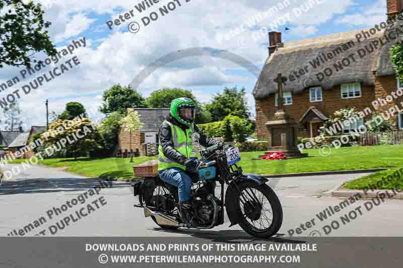 Vintage motorcycle club;eventdigitalimages;no limits trackdays;peter wileman photography;vintage motocycles;vmcc banbury run photographs